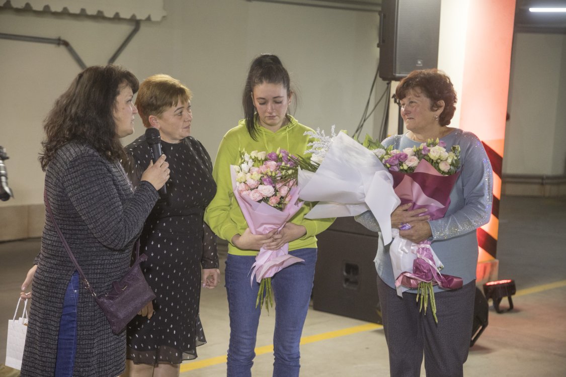 Родина померлого донора з мамами реципієнтів