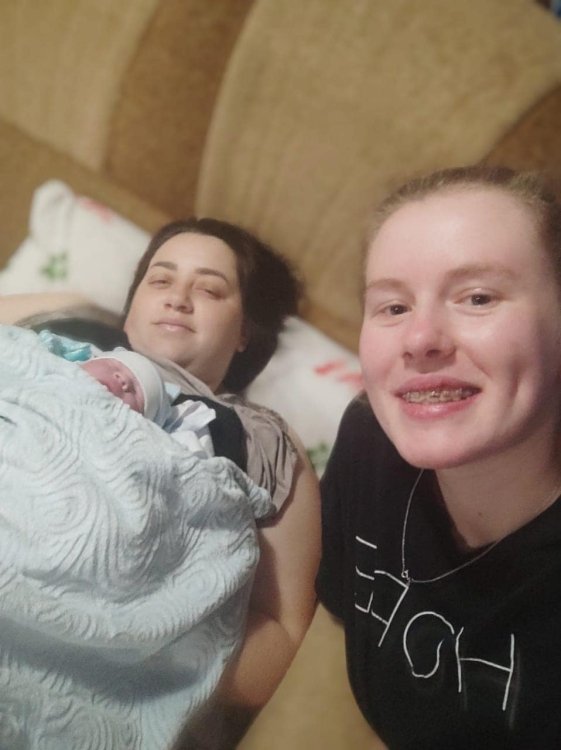 Породілля і медсестра Тетяна Павлова /Facebook