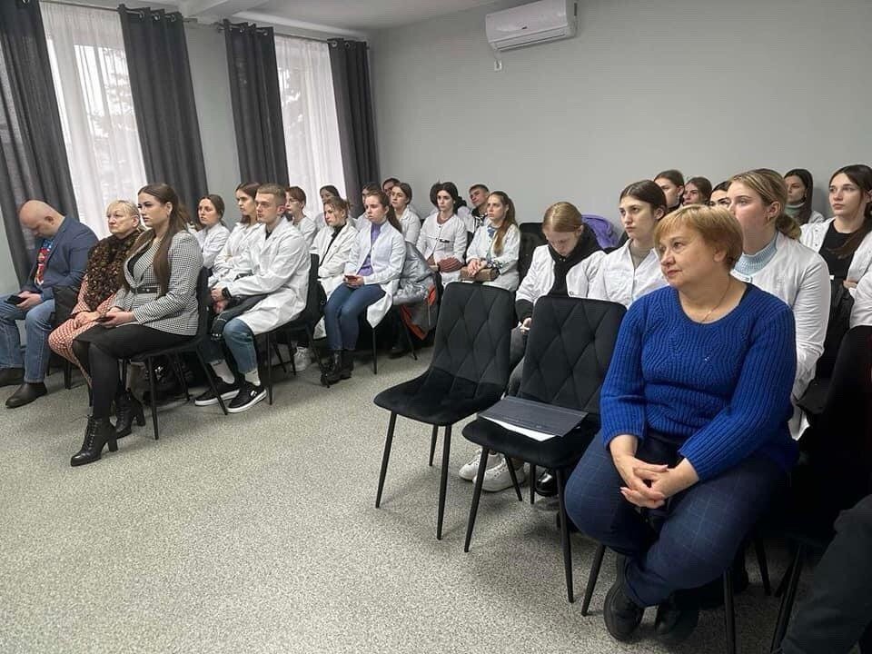 Презентація «Рівнефармація» для студентів