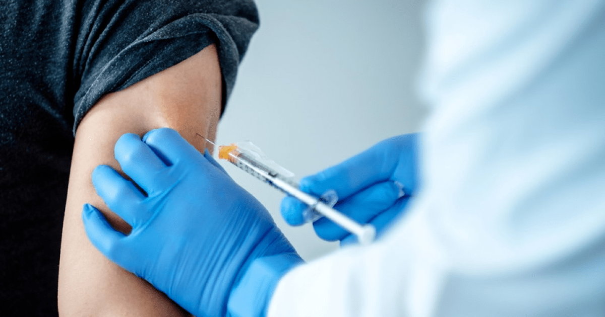 Вакцину против менингококка группы В компании GlaxoSmithKline .