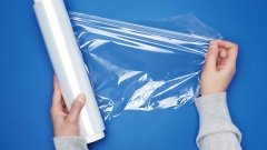 Вирусная «пластиковая диета» подвергает молодежь риску анорексии и булимии