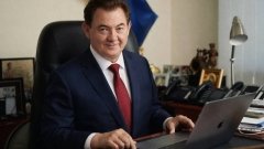 Президент НАМН України, доктор медичних наук, професор, Заслужений лікар України, лауреат Державної премії України в галузі науки і техніки, академік НАМН та НАН України Василь Васильович ЛАЗОРИШИНЕЦЬ