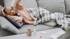 Скільки людей захворіли на ГРВІ та COVID-19 в Україні:статистика за 1-й тиждень 2026 року /freepik