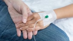 Минздрав исключил из нового Нацперечня лекарств более 10 широко применяемых эффективных онкопрепаратов: что делать онкобольным?