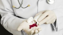 Бесплатное лечение и сопровождение при ВИЧ-инфекции в Украине: какие услуги покрывает Программа медицинских гарантий /Magnific