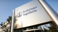 Boehringer Ingelheim получила одобрение на нерандомиласт для лечения идиопатического лёгочного фиброза