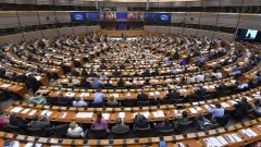 Новый закон может изменить правила государственной помощи фармпроизводителям /Верховная Рада Украины