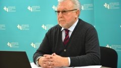 Александр Гудзенко, руководитель Агентства методологической и научно-практической работы при ДЭЦ, доктор фармацевтических наук, профессор, Заслуженный работник здравоохранения Украины. Фото: пресс-служба /ГЭЦ