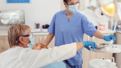 Безоплатне зубопротезування для захисників: масштаб програми зріс у чотири рази за рік /freepik