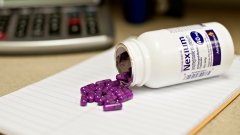 Получить налоговые льготы и поднять цены на препараты в 12 раз: Как AstraZeneca строит бизнес в санкционной России