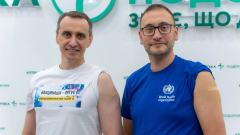 Ляшко дотримав слово: став першим вакцинованим в аптеці після затвердження нових правил