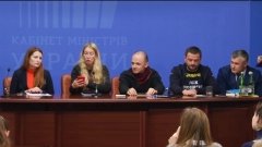 Психиатр и диссидент Семен Глузман:  Не имея стратегии и знаний в системе здравоохранения, эта «команда парамедиков» непрерывно пиарится