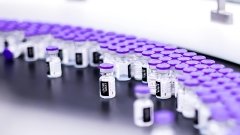 BioNTech згортає виробництво вакцин проти COVID-19 та скорочує штат