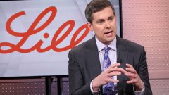 Глава Eli Lilly обеспокоен соглашением Novo-Catalent