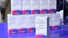 Sanofi отримала від комітету EMA один негативний відгук і один схвальний