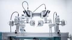 Siemens Healthineers и Stryker создадут робота для лечения инсультов и аневризм
