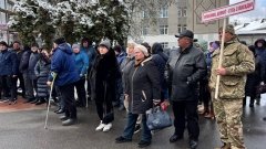 Це нецивілізовано — у МОЗ відреагували на інцидент&amp;nbsp;зі сміттєвою «люстрацією» очільника лікарні на Житомирщині