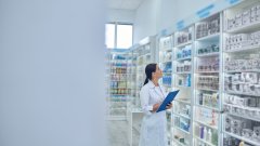 Аптечний ринок: прибуток став важливішим&amp;nbsp;за пацієнта&amp;nbsp; /freepik