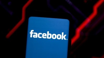 Несколько крупных фармкомпаний решили отказаться от рекламы в Facebook