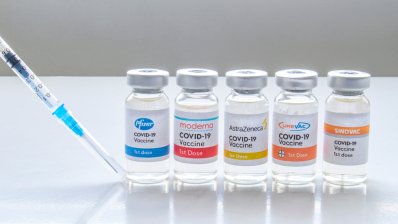 У ЦГЗ розповіли, чи є ртуть у Covid-вакцинах, які використовують в Україні /Shutterstock