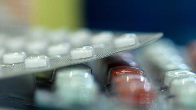 Подагра: дотинурад порівняли з фебуксостататом