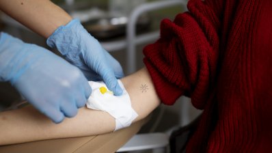 Уряд пропонує посилити відповідальність за порушення у сфері донорства крові /freepik