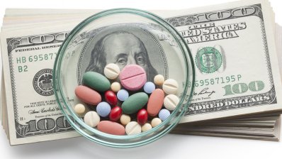 Исследование: фармпроизводители используют благотворительные фонды для продвижения дорогостоящих лекарств