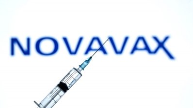 Дослідження Novavax: одночасне щеплення від грипу і COVID-19 безпечне