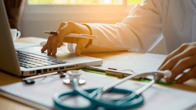 В Минздраве сообщили о расширении возможностей для профессионального развития медиков