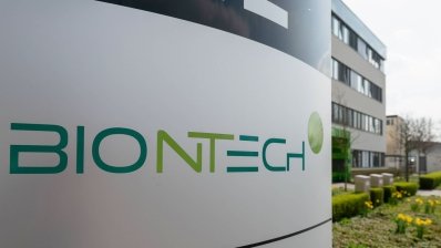 Pfizer зменшить свою частку в BioNTech