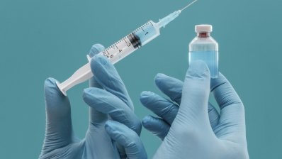МЗУ уклали договір ДКД на закупівлю вакцини проти вірусу папіломи людини /freepik