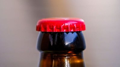 Считаете стеклянные бутылки «экологичными»? Подумайте еще раз!