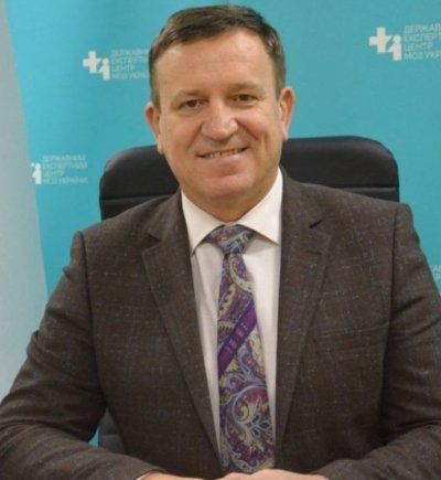 Доктор фармацевтичних наук, професор, Заслужений працівник фармації України Костянтин Косяченко