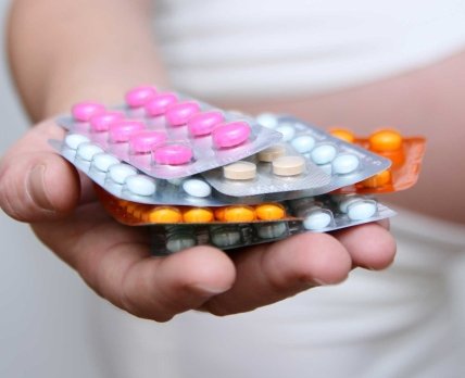 Эксперты предостерегают от использования парацетамола во время беременности