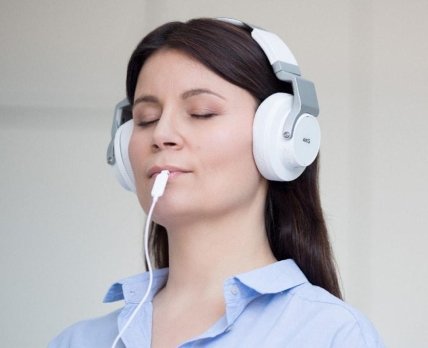 Затверджено неінвазивний пристрій для лікування шуму у вухах