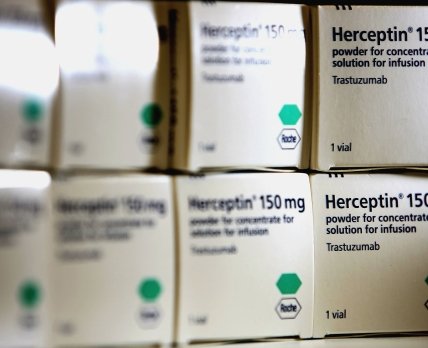 Американский госрегулятор FDA отклоняет регистрационную заявку Pfizer на биосимиляр Herceptin фармкомпании Roche