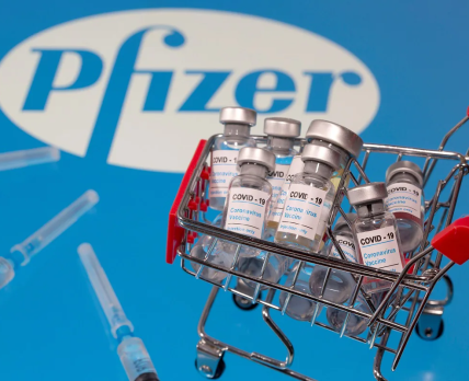 Питання на $30 мільярдів: що Pfizer збирається робити з грошима, отриманими за вакцини проти Covid-19? /freepik