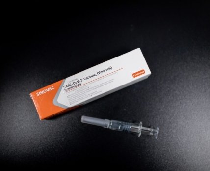 Сінгапур не визнає захисний ефект «ковідної» вакцини від Sinovac Biotech