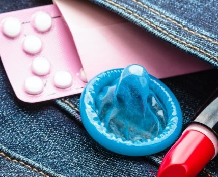 «Мы продолжим бороться»: производители противозачаточных средств намерены защитить право женщин на контрацепцию