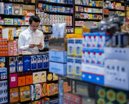 Как работают и чем живут аптеки в Китае