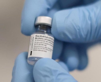 Эксперты не обнаружили связи между ʼковиднымиʼ вакцинами и риском выкидыша