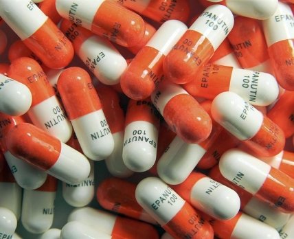 Pfizer і Flynn звинуватили у завищенні ціни на препарат від епілепсії