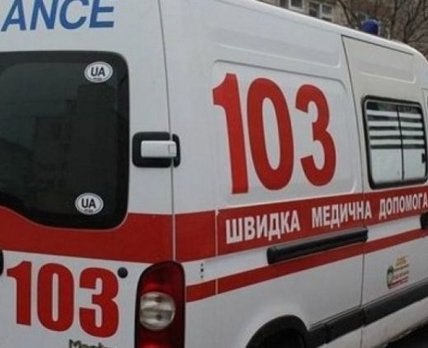 Украинские врачи спасли критическому пациенту жизнь, перелив ему кровь прямо в операционной
