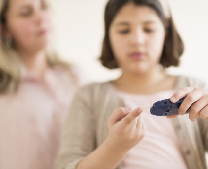 У дівчаток із «першим» діабетом відзначаються гірші результати, ніж у хлопчиків