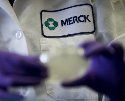 Merck и Ridgeback Biotherapeutics представили прорывные результаты применения своего препарата при COVID-19