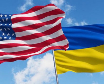 Грант от США: Украина получила $1,7 млрд на зарплаты медикам