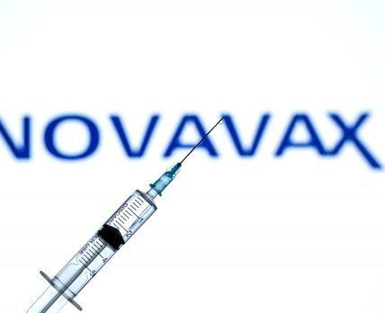 Novavax провела первые клинисследования комбинированной вакцины от гриппа и COVID-19