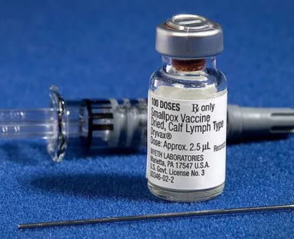 Вакцина проти віспи ефективна незалежно від способу введення
