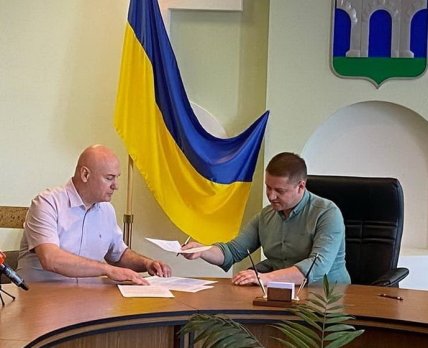 Підписання меморандуму про співпрацю між ЛДМУ та Рівненською міськрадою Фото: /Facebook