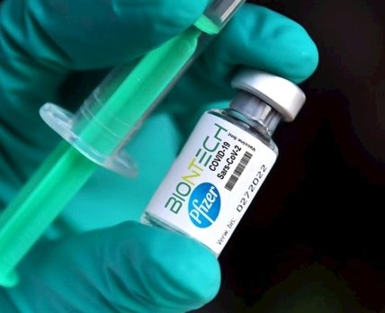 BioNTech відповість за «побочки» своєї вакцини у суді